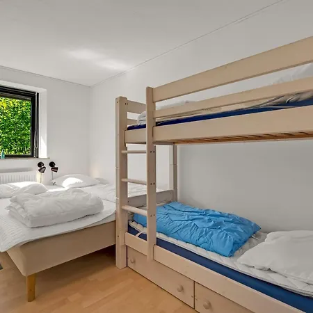 Isalie - 300m From The Sea By Interhome Semesterbostad